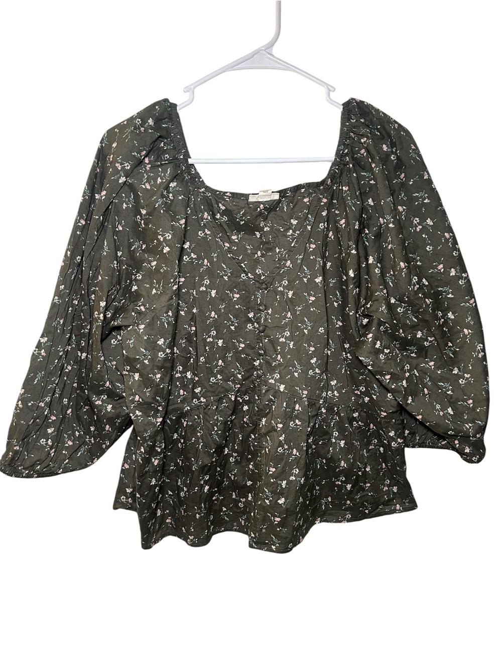 Ana Womenโs Olive Green Floral Peasant Top Fall Casual Boho Chic Fairy Festival